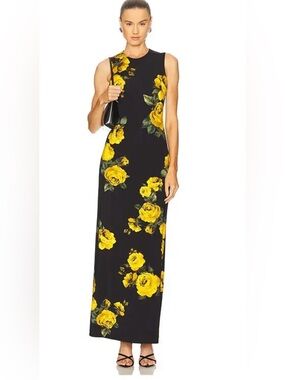 Alice and Olivia
Delora Open Back Dress